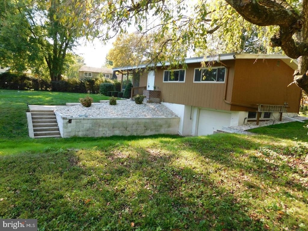 1242 S Governors Avenue - Photo 41