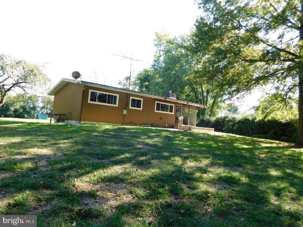 1242 S Governors Avenue - Photo 39