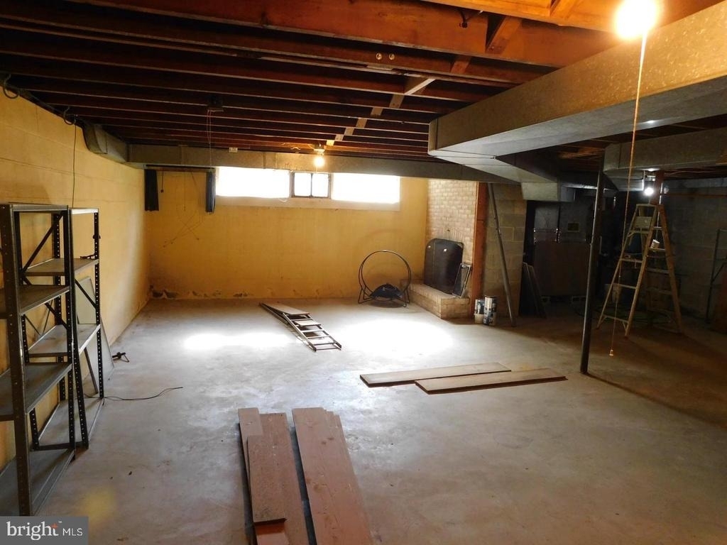 1242 S Governors Avenue - Photo 33