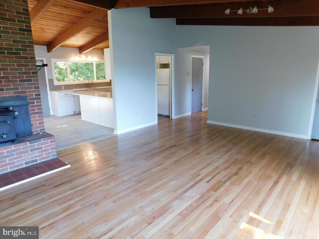 1242 S Governors Avenue - Photo 7