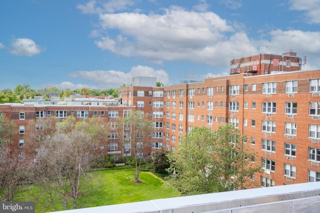 2500 Q Street Nw - Photo 8