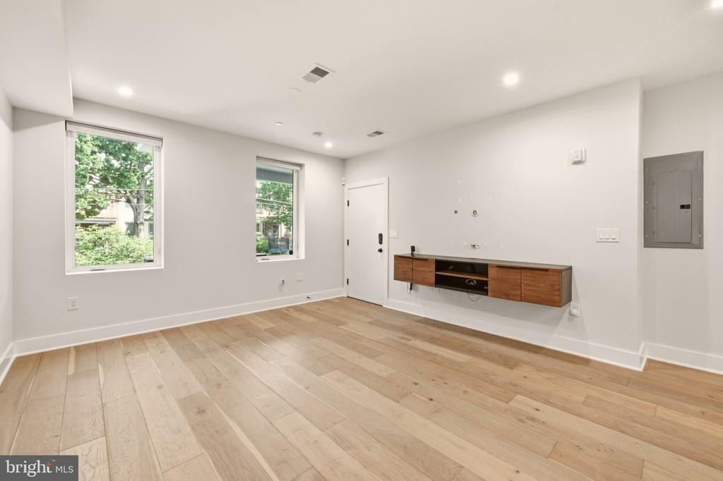 320 Webster Street Nw - Photo 15