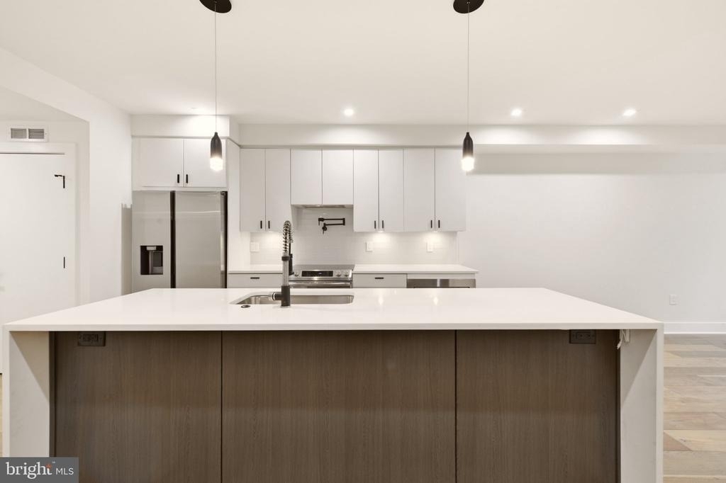320 Webster Street Nw - Photo 18