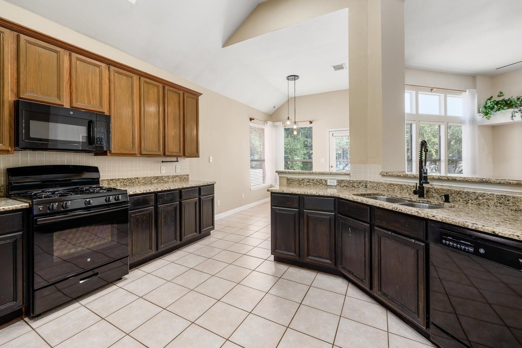1108 Antelope Rdg - Photo 13