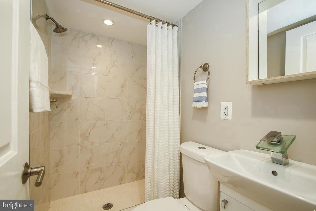 1441 Duncan Street Ne - Photo 10