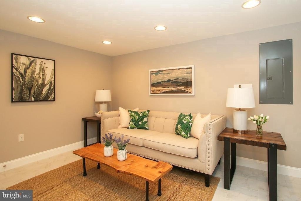 1441 Duncan Street Ne - Photo 12