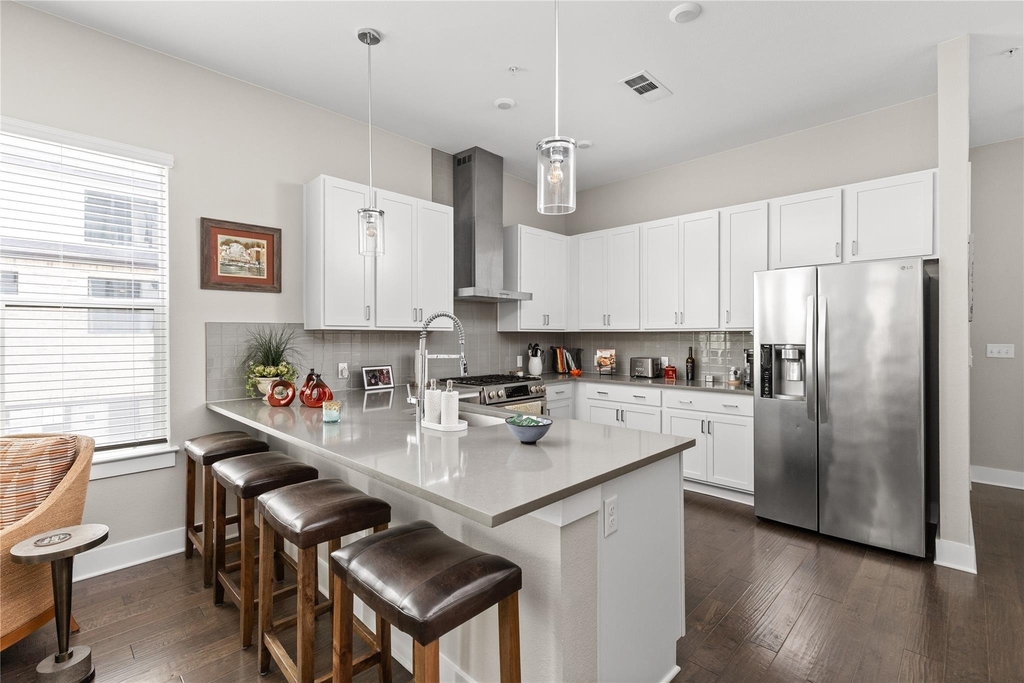 4325 Jackson Ave - Photo 14