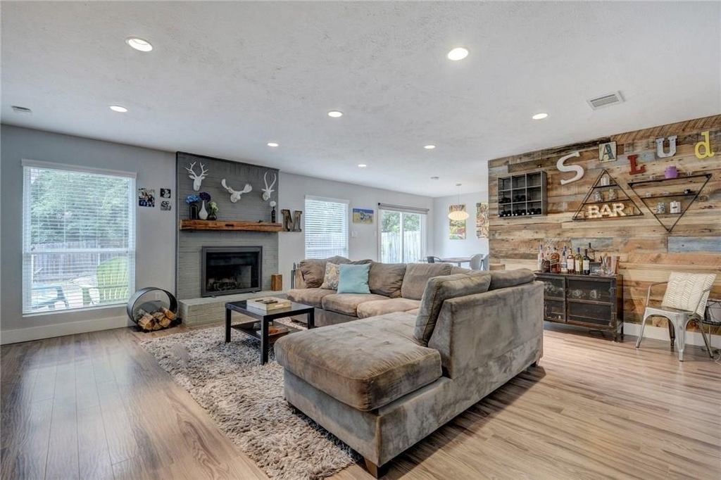 3106 Jeanne Marie Ct - Photo 3