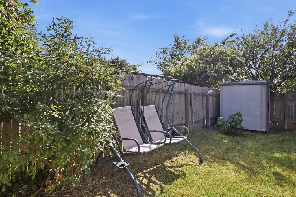 9005 Brimstone Ln - Photo 5