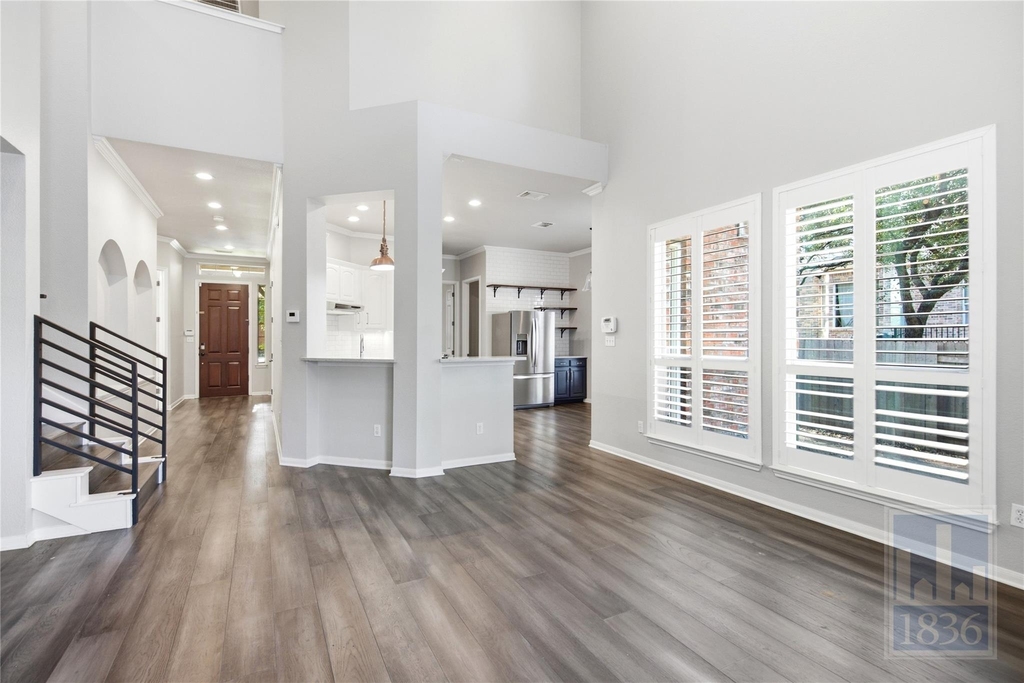 6624 Nusser Ln - Photo 2