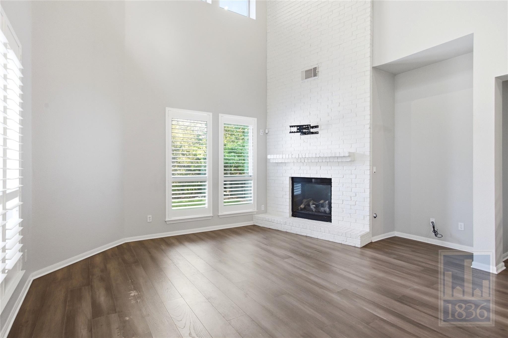 6624 Nusser Ln - Photo 4