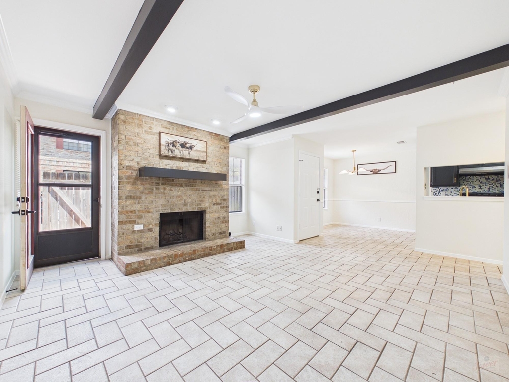 2907 Pearl St - Photo 0