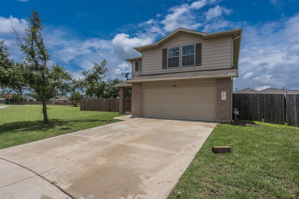 1013 Ranchero Rd - Photo 1