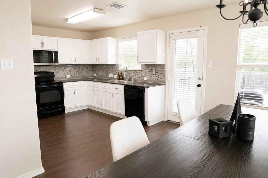 214 Lidell St - Photo 10