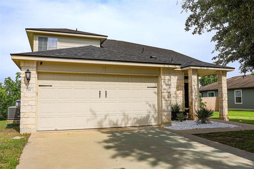214 Lidell St - Photo 1