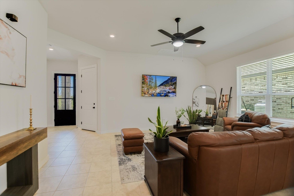 972 Leaning Oak Ln - Photo 2
