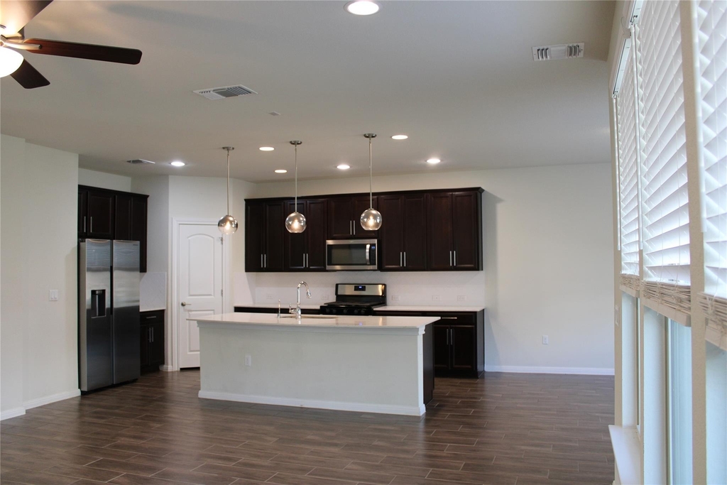 13902 Ilex Dr - Photo 5