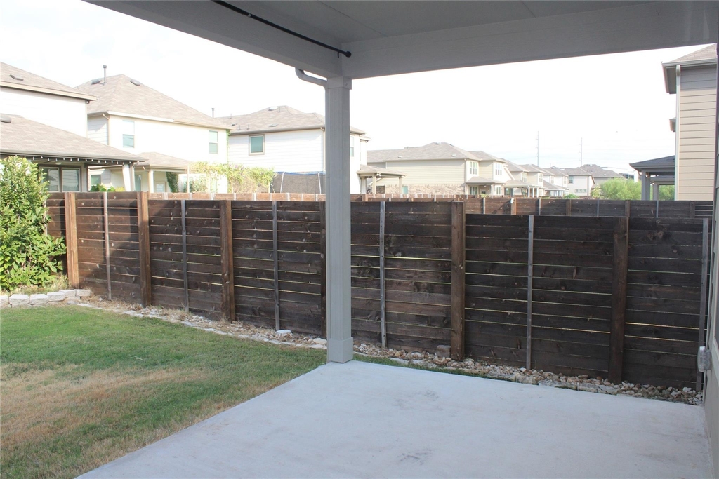 13902 Ilex Dr - Photo 32
