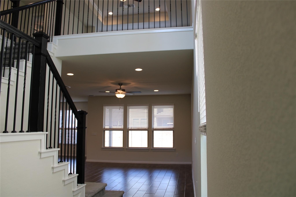 13902 Ilex Dr - Photo 3