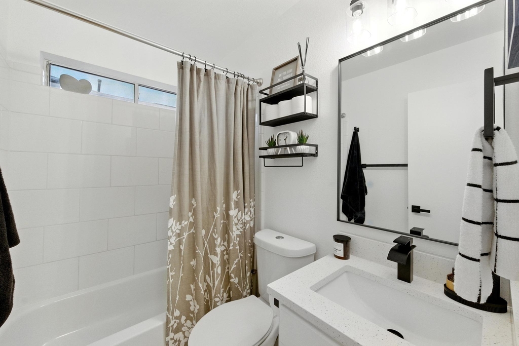14510 Oliphant St - Photo 21