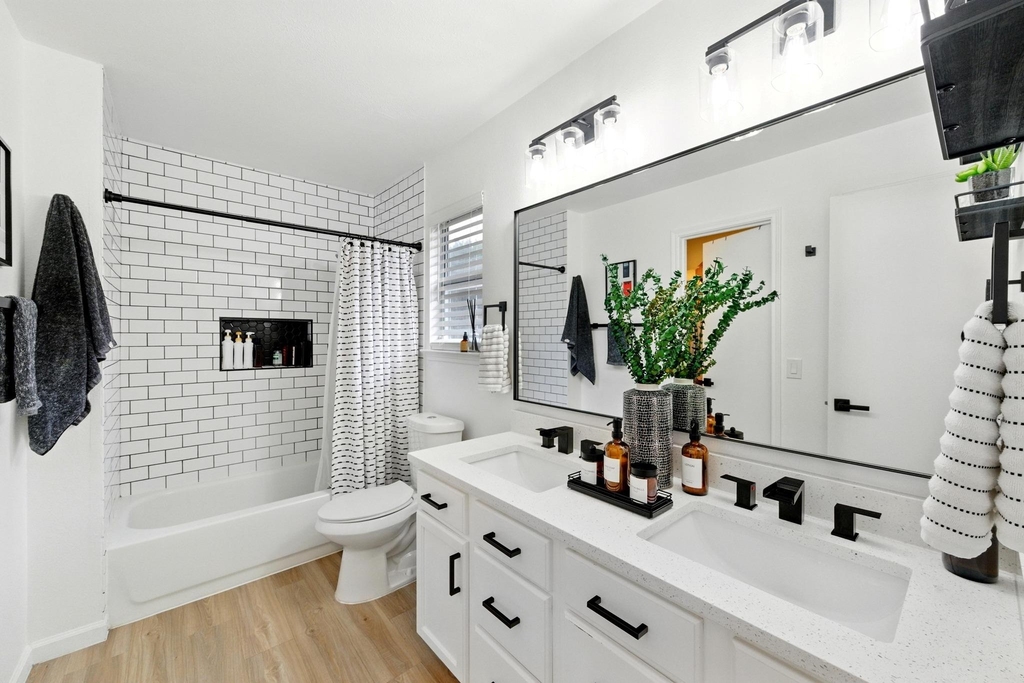14510 Oliphant St - Photo 16