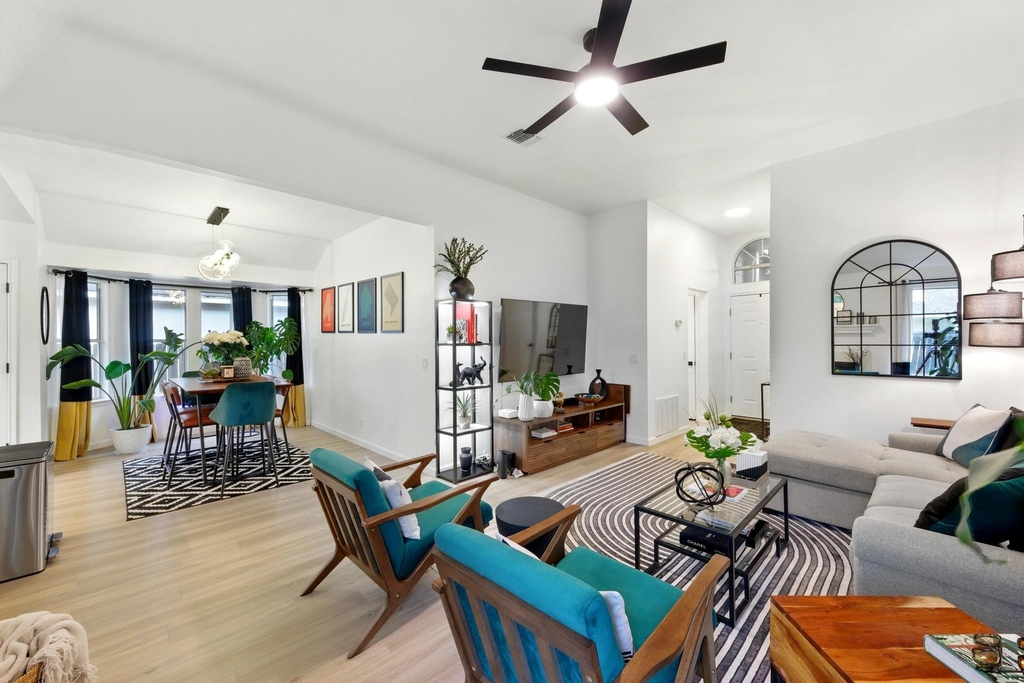 14510 Oliphant St - Photo 4