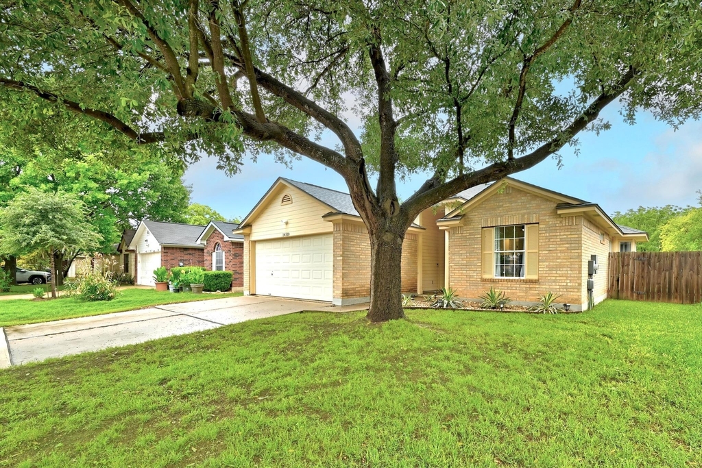 14510 Oliphant St - Photo 1