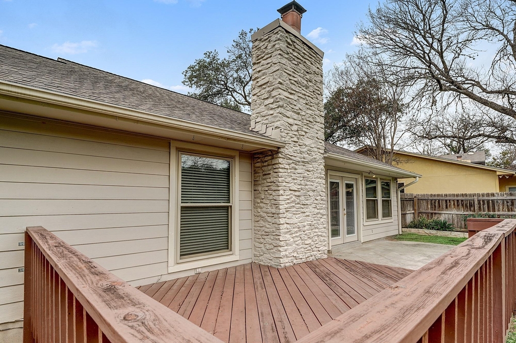 8001 Manassas Dr - Photo 32