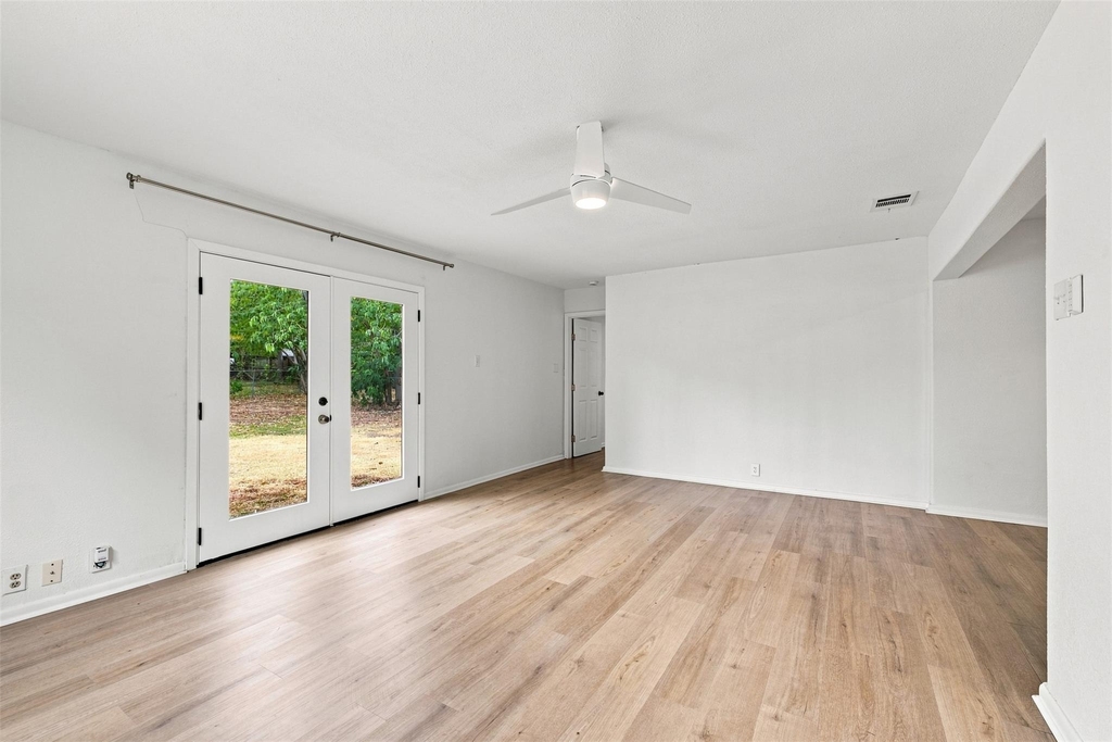 4908 Gladeview Dr - Photo 20
