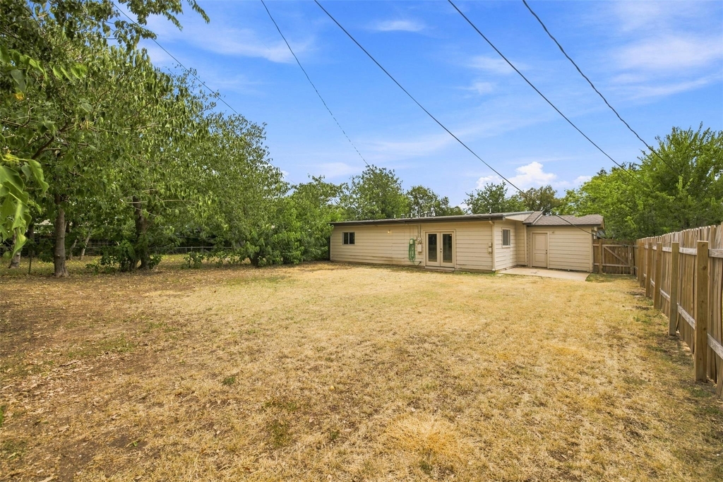 4908 Gladeview Dr - Photo 7