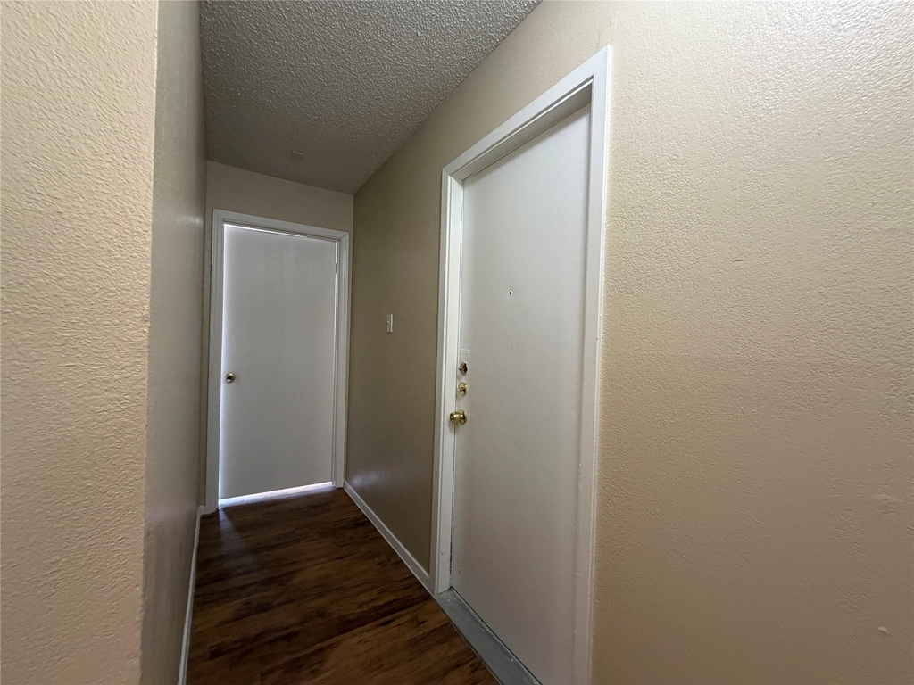 1004 Ridgemont St - Photo 13