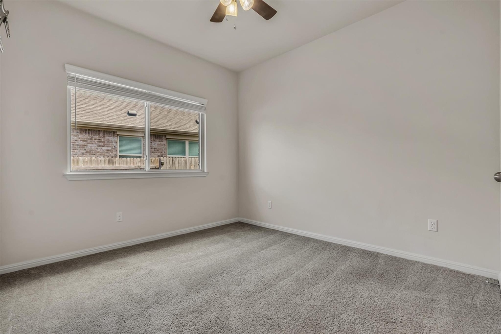 139 Billowing Way - Photo 33