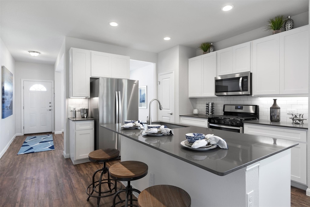 225 San Gabriel River Rd - Photo 3