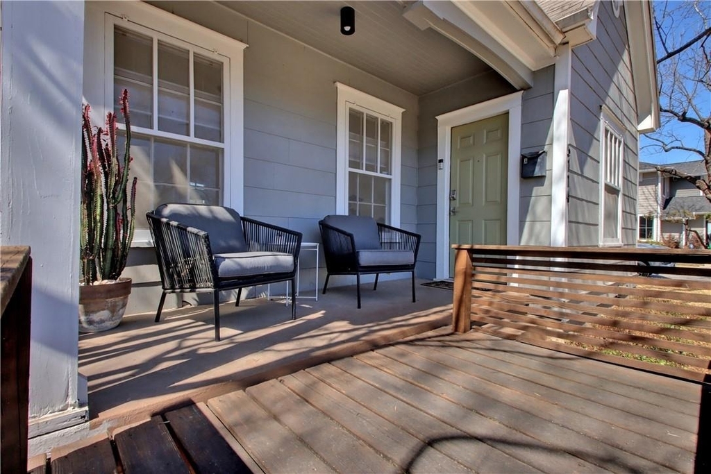 5114 Avenue G Ave - Photo 2