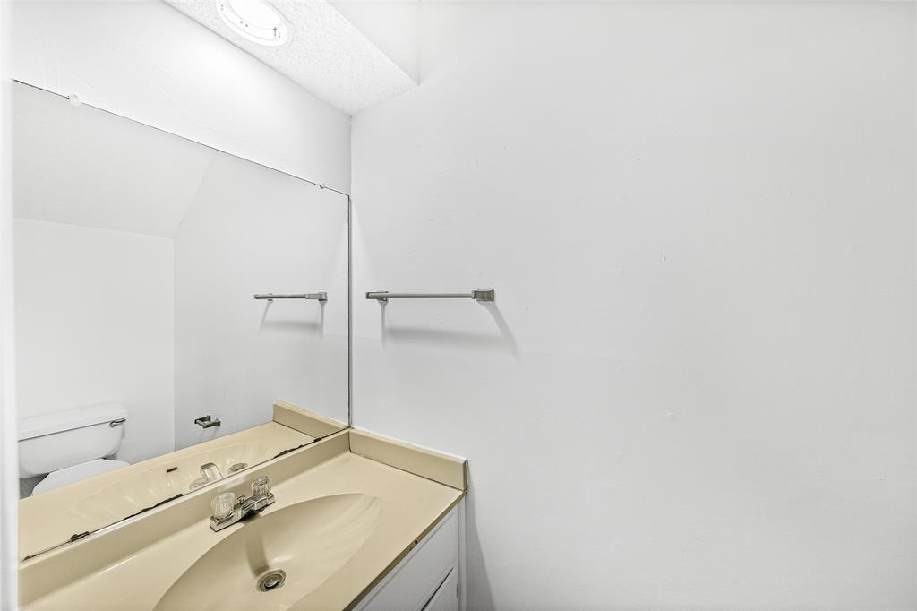 1601 Taylor Gaines St - Photo 11