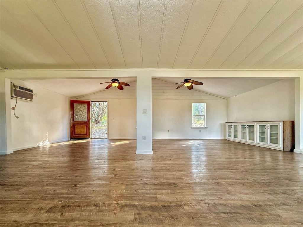 10601 Ridge Rim Dr - Photo 11