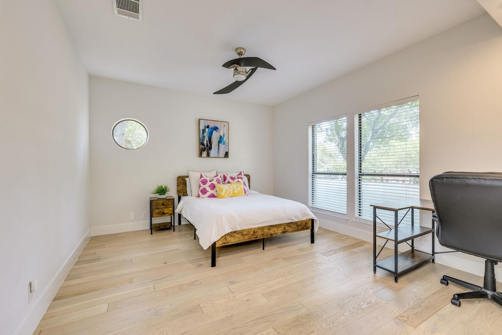 3914 Latimer Dr - Photo 5