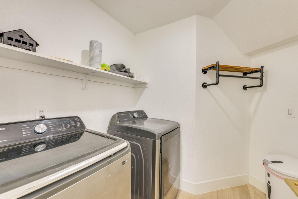 3914 Latimer Dr - Photo 36