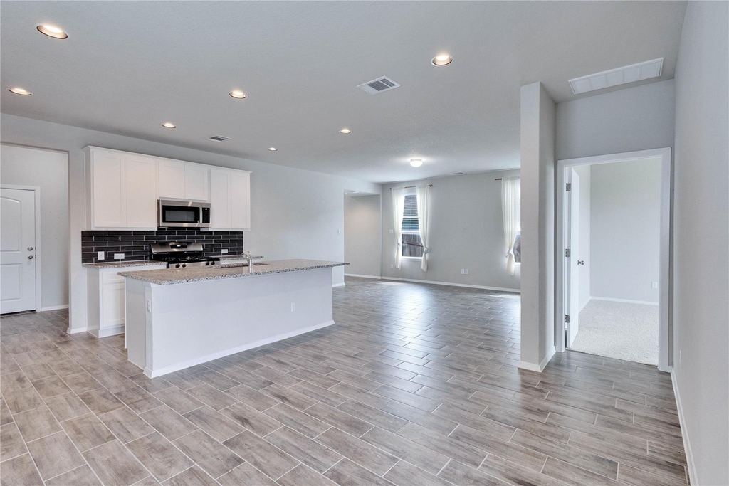 1105 Burin Dr - Photo 11