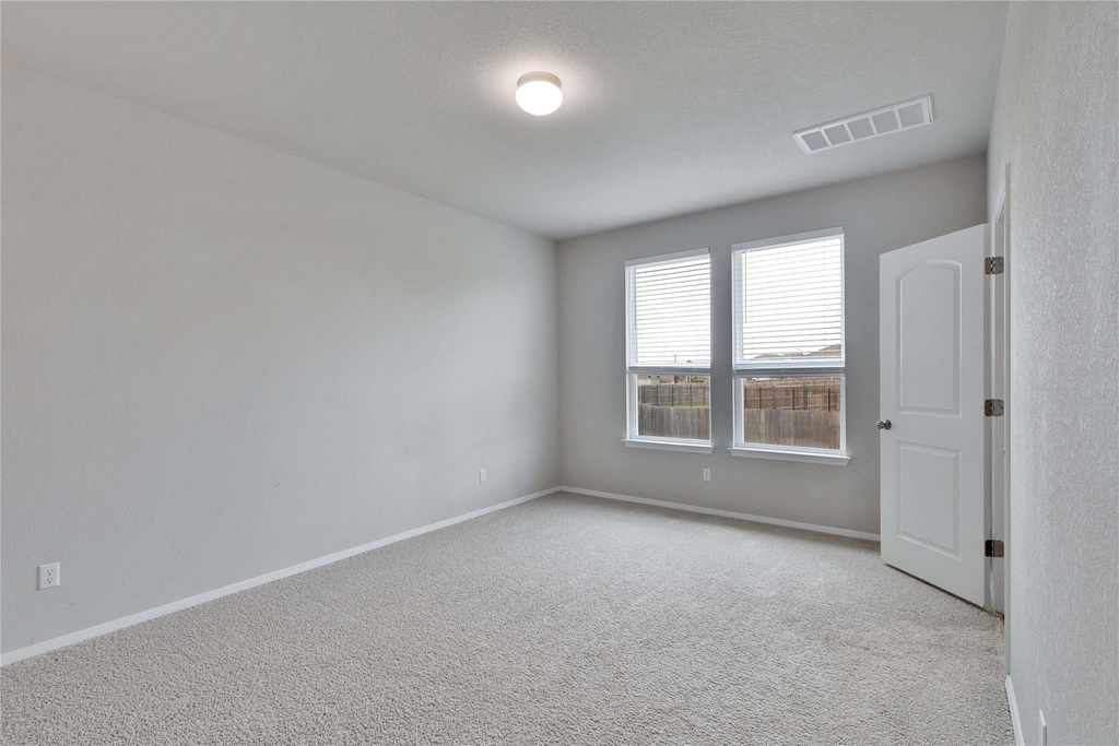 1105 Burin Dr - Photo 14