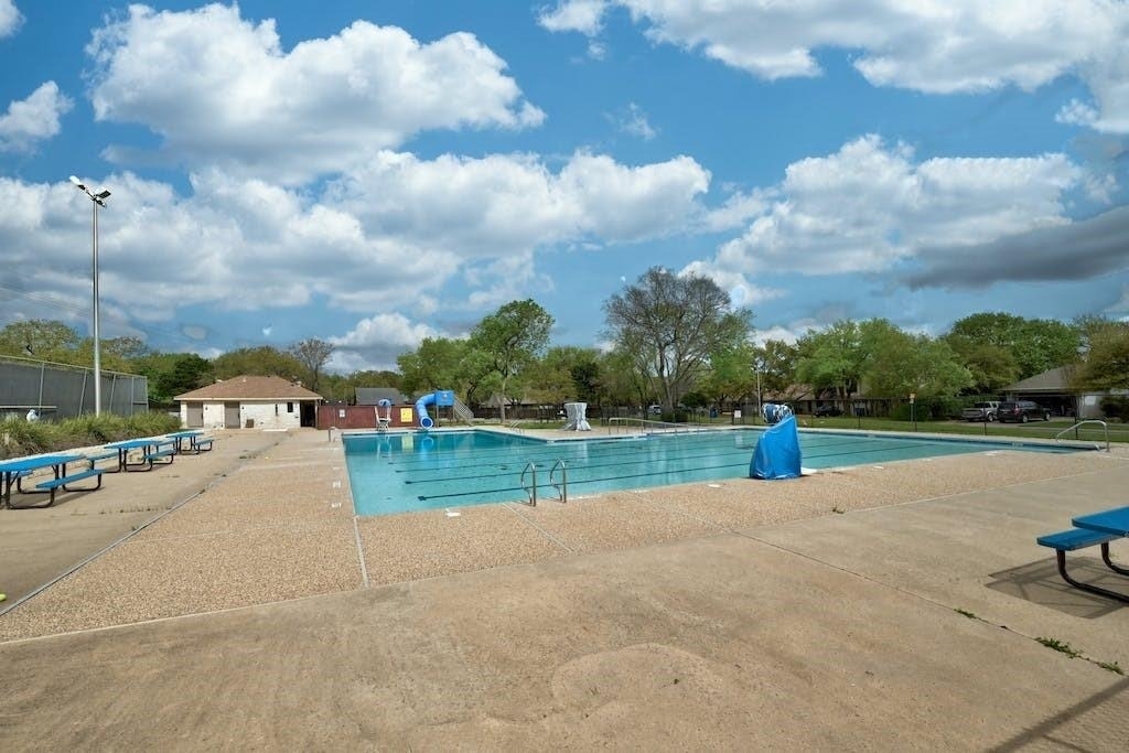 1205 Forest Oaks Path - Photo 34