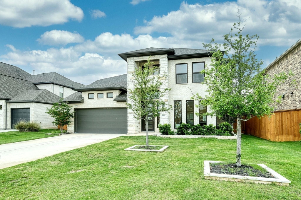 1401 Mulberry Oak Ln - Photo 3