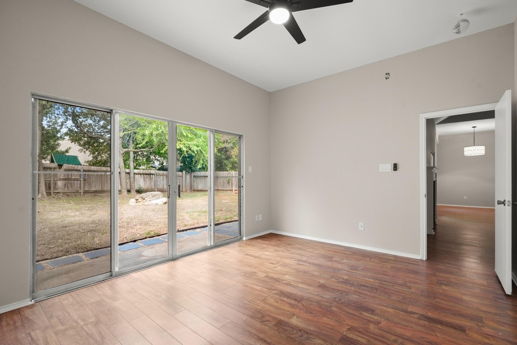 12600 Deer Falls Dr - Photo 8