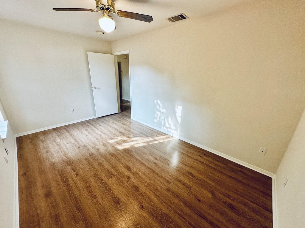 5207 Thunderbird St - Photo 18