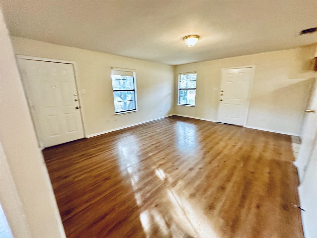 5207 Thunderbird St - Photo 7