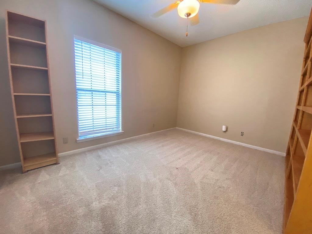 1307 Kinney Ave - Photo 14