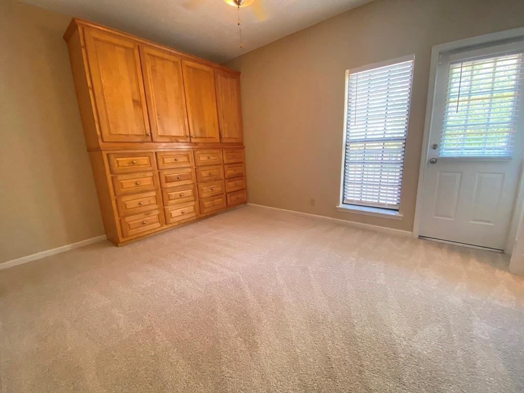 1307 Kinney Ave - Photo 17