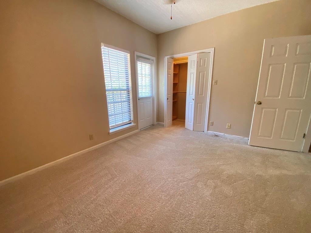 1307 Kinney Ave - Photo 18