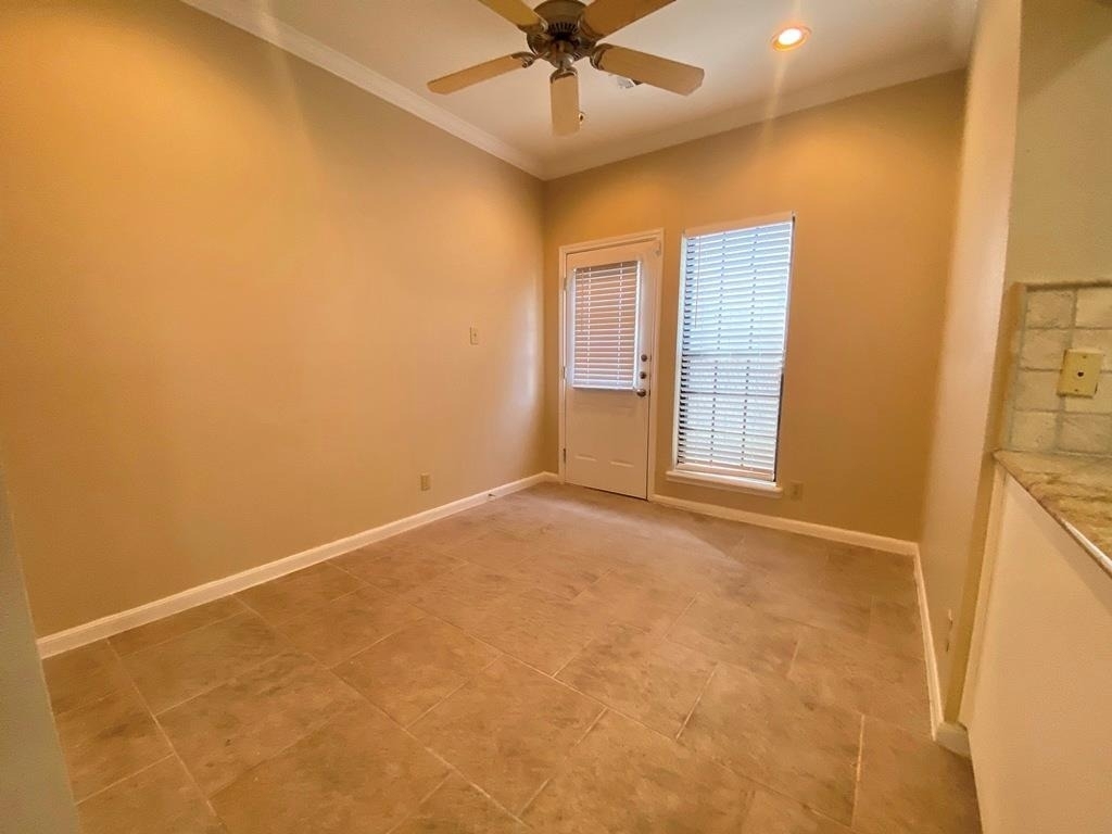 1307 Kinney Ave - Photo 10