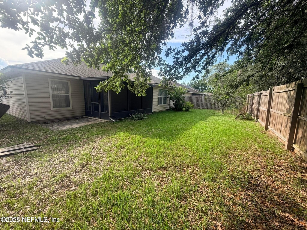 6423 Crimson Leaf Lane - Photo 15